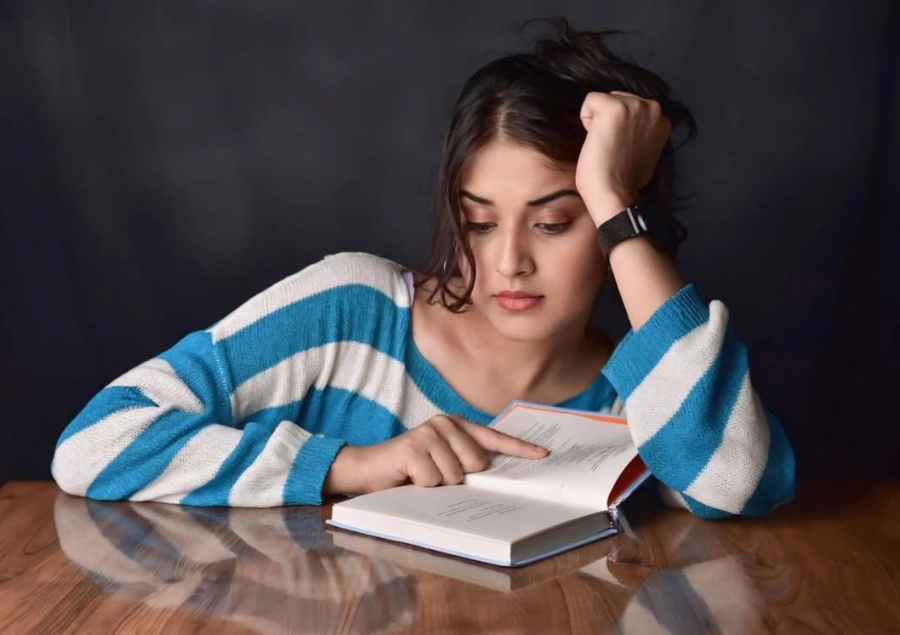 Mahima Mhatre Education
