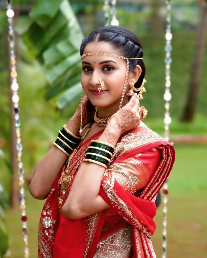 Mahima Mhatre Marathi Actress