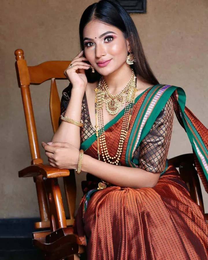 Marathi Actress Purva Shinde