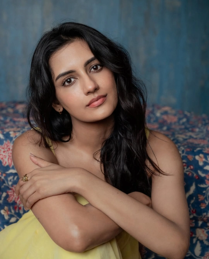 Nivaashiyni Krishnan Education