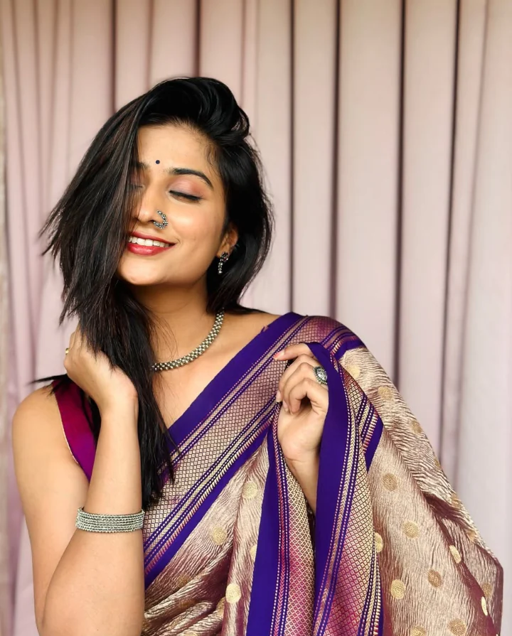 Pirticha Vanva Uri Petla Actress Rasika Wakharkar