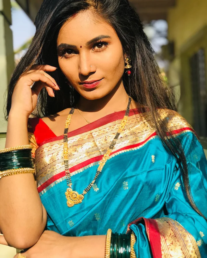 Purva Shinde Ecucation