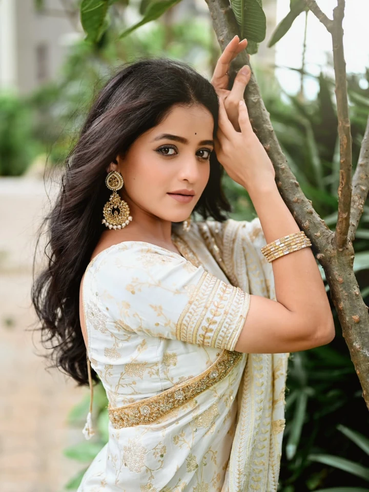 Sharayu Sonawane Hottest