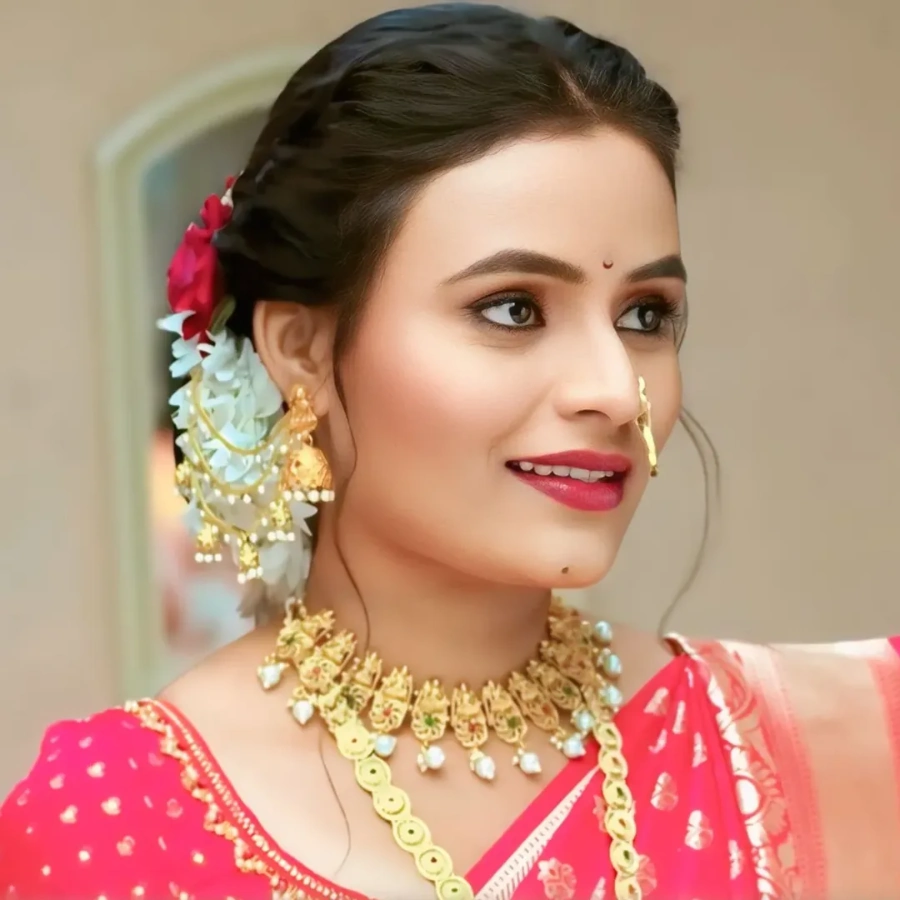 Sonam Mhasvekar as in Devmanus – Madhala Adhyay