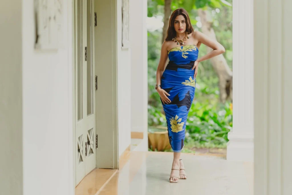 Surbhi Chandna Early Life