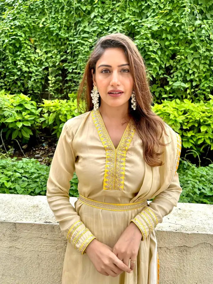 Surbhi Chandna Fashion