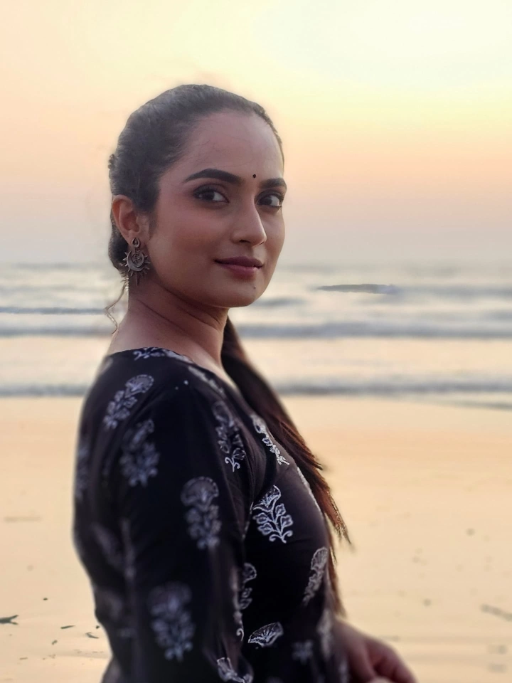 Aetashaa Sansgiri Currently Lives in Mumbai, Maharashtra, India