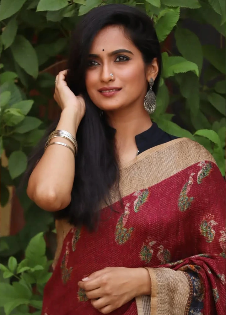 Aetashaa Sansgiri in Indian Traditional Saree