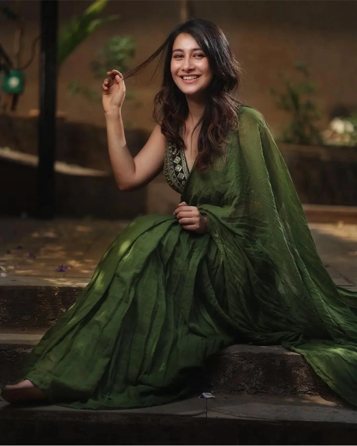 Nakshatra Medhekar Husband