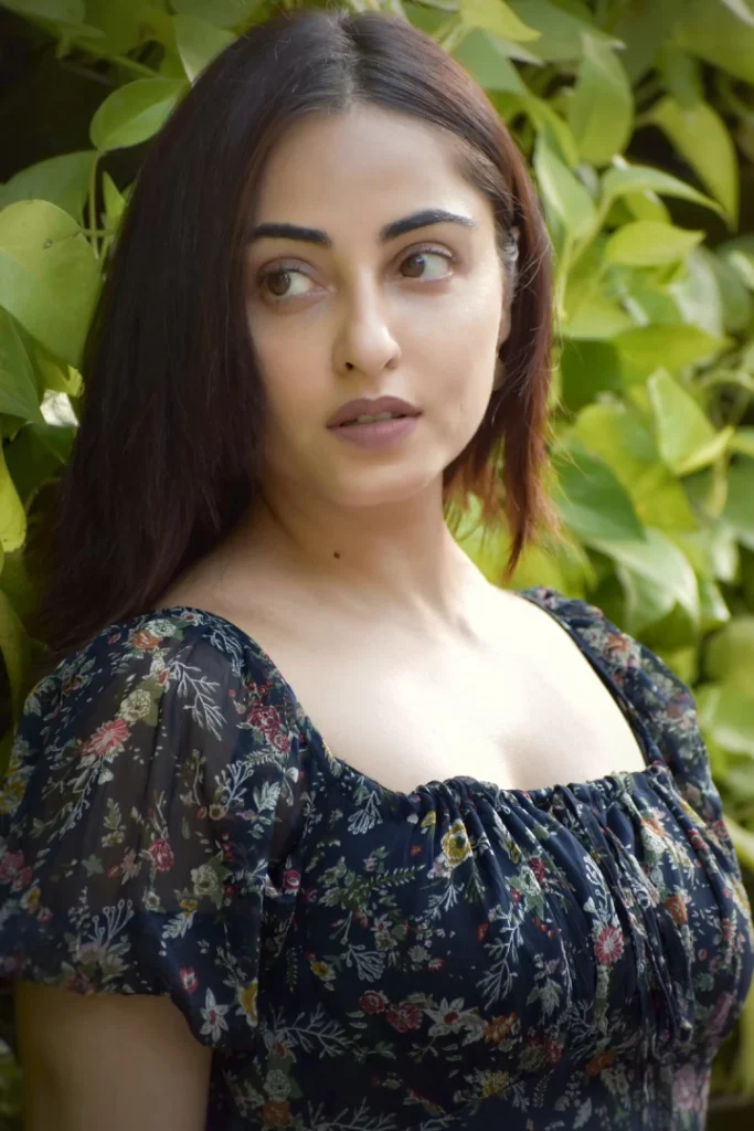 Niyati Fatnani Filmography