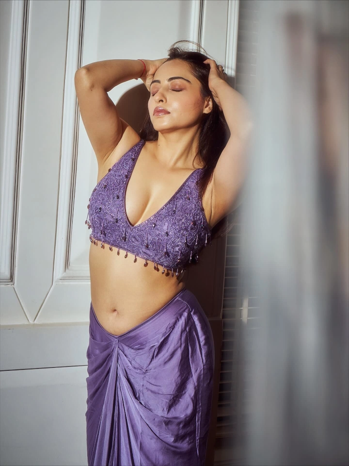 Niyati Fatnani Height