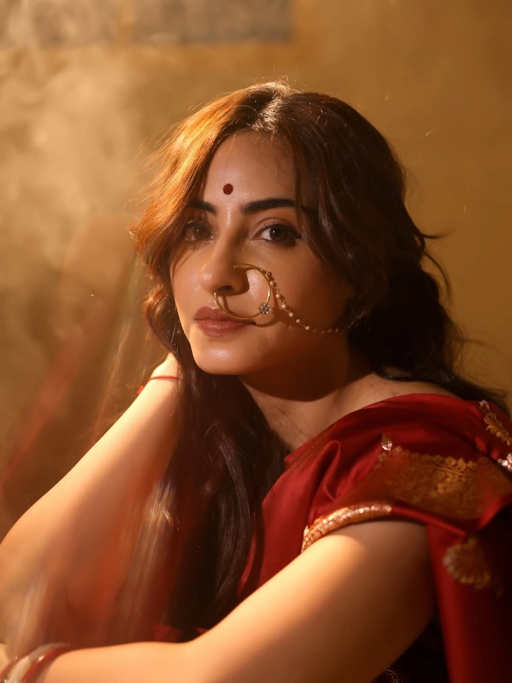 Niyati Fatnani Hottest