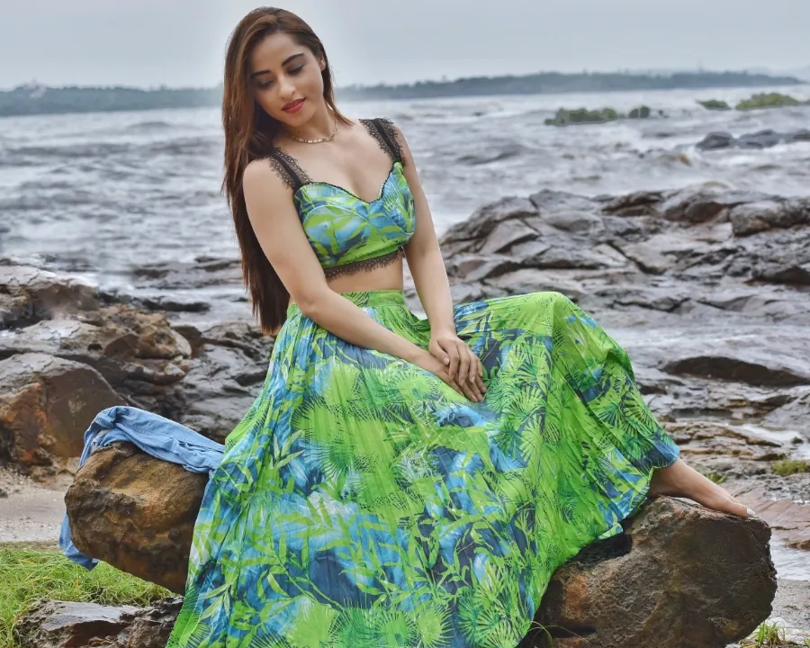 Niyati Fatnani in Fear Factor - Khatron Ke Khiladi 14