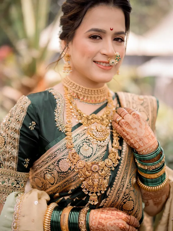 Prajakta Gaikwad is also very fond of imitation jewellery and shoes