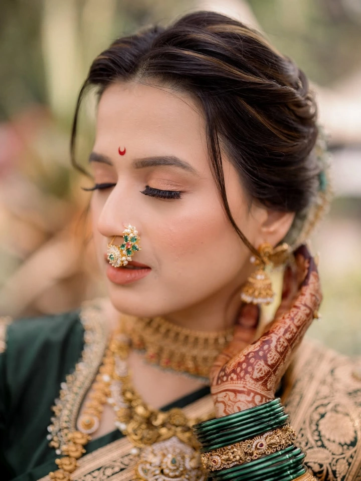 Prajakta Gaikwad is fluent in Marathi, Hindi & English languages