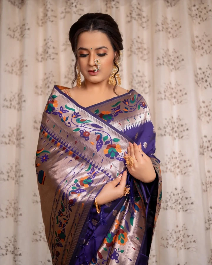 Prajakta Gaikwad's Cute Pose for Image