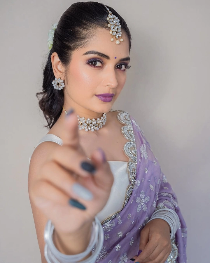 Priyanka Jain has featured in a Jewellery Advertisement