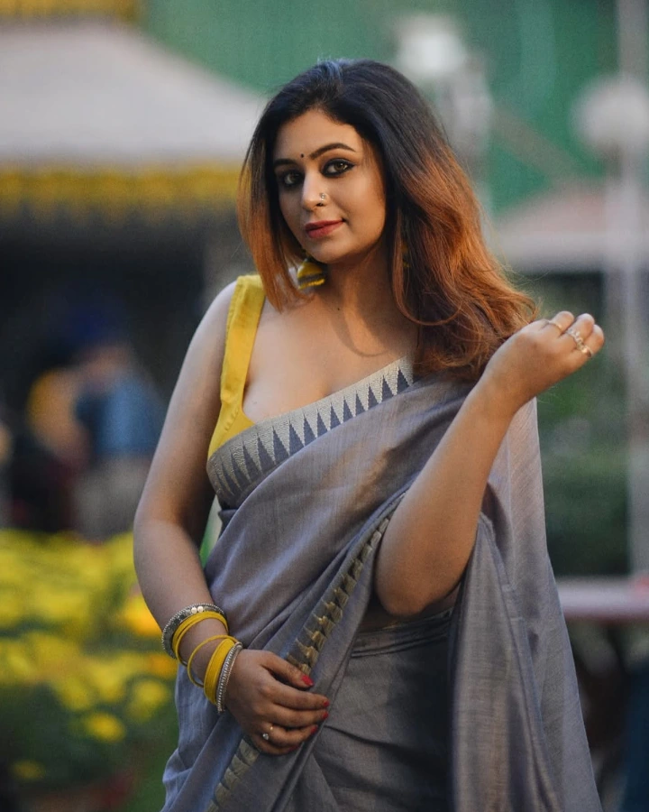 Ritabhari Chakraborty looking Cute in Saree