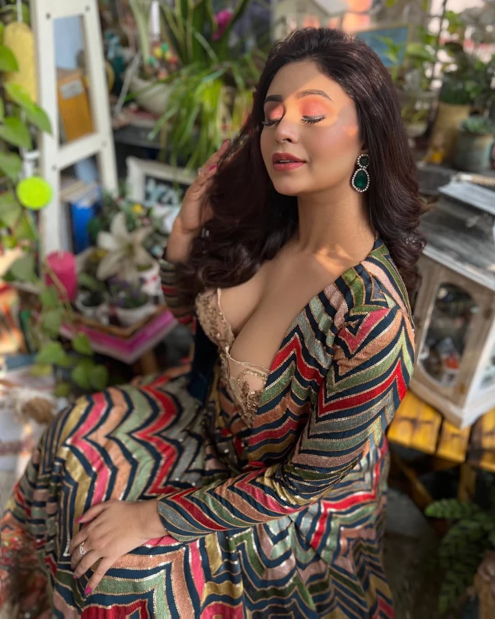 Ritabhari Chakraborty's Sun Kissed Image