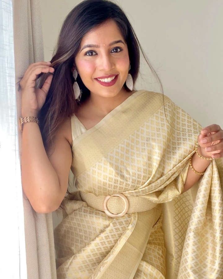 Sanika Kashikar Model