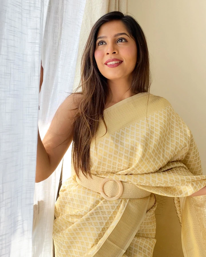 Sanika Kashikar Social Media