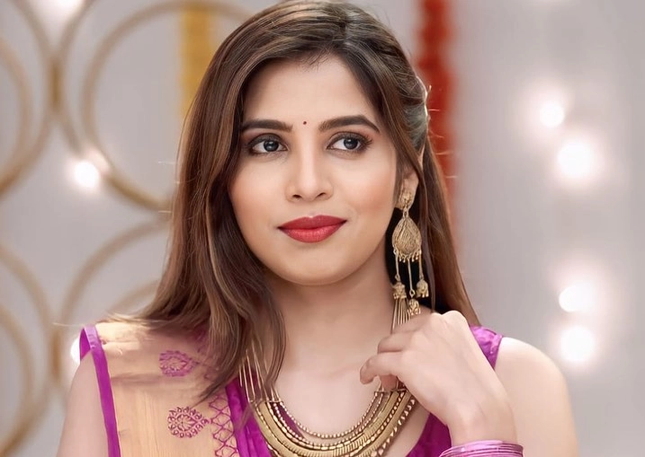 Sanika Kashikar Web series