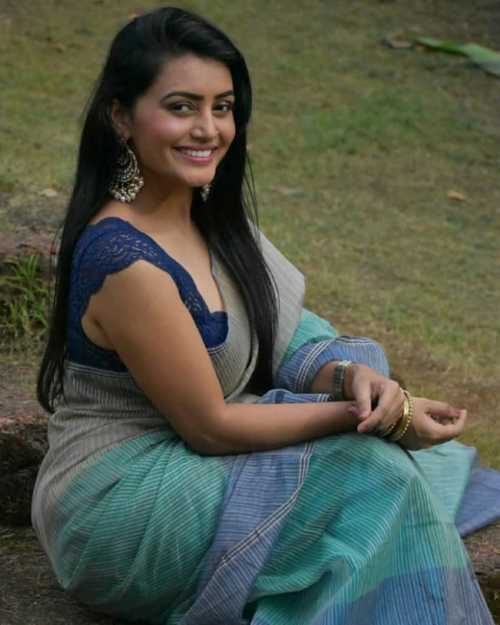 Sonali Patil has an Indian Nationality