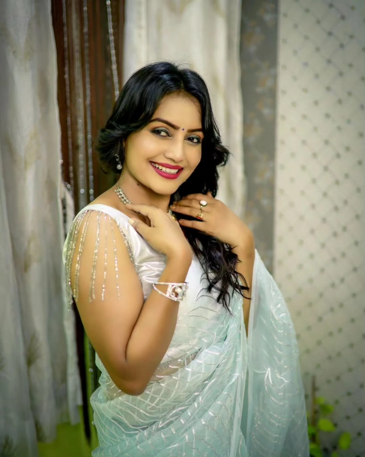 Sonali Patil's Fabulous Eyes