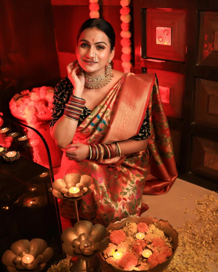 Suvedha Desai Saree Image