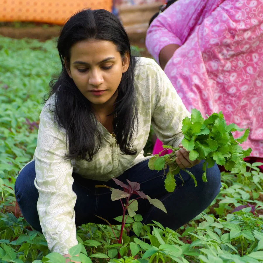 Suvedha Desai is a Gorgeous Indian Actress & a Beautiful Model