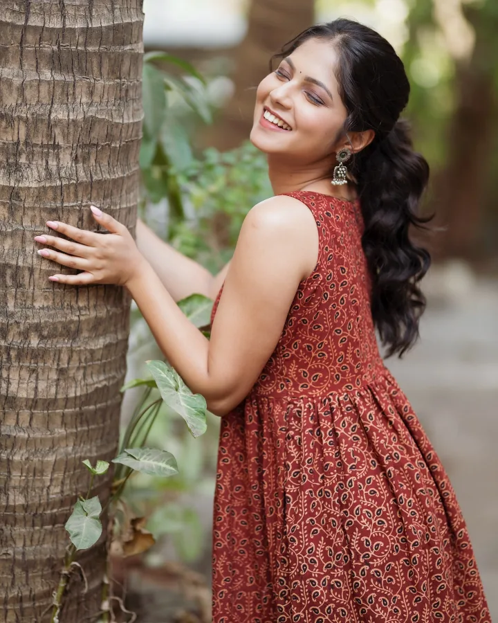 Vijaya Babar's Hottest Looks