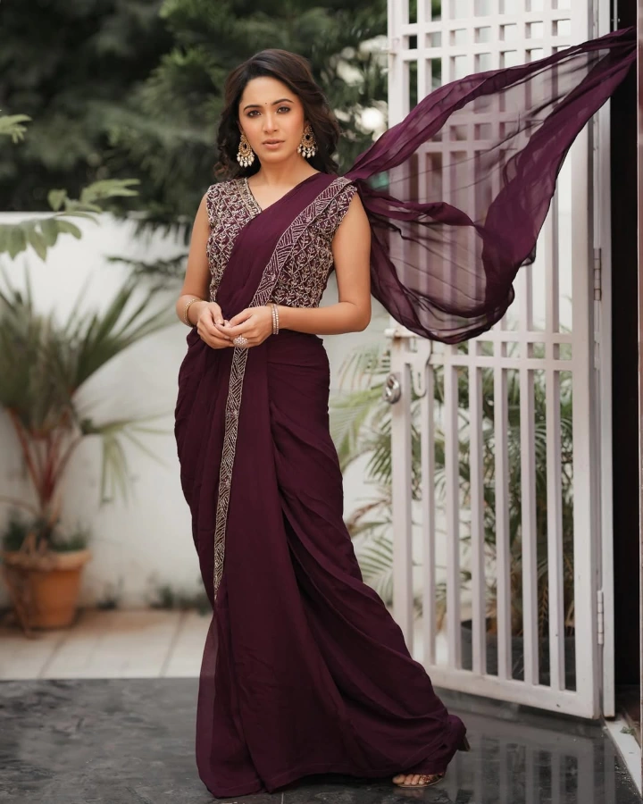 Anushka Sarkate Music Videos