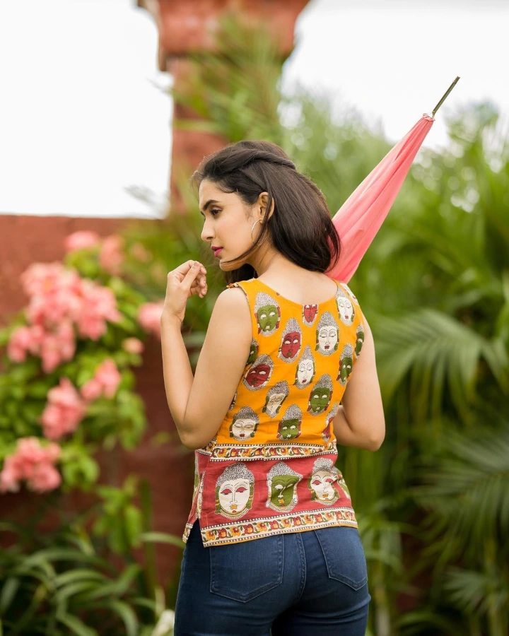 Anushka Sarkate Visiting a Local Garden