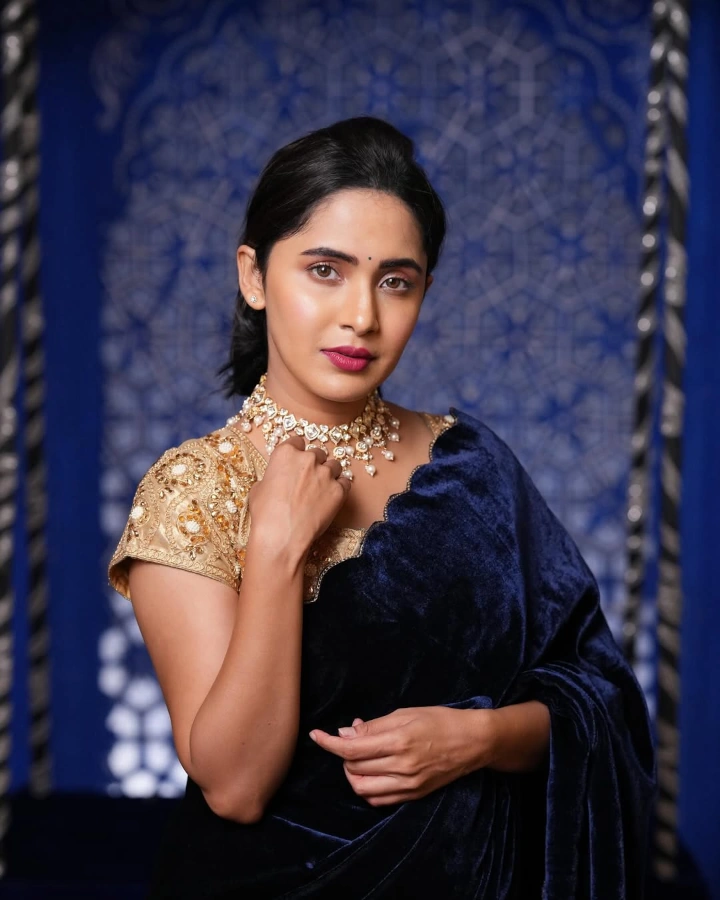 Anushka Sarkate's Beautiful Eyes