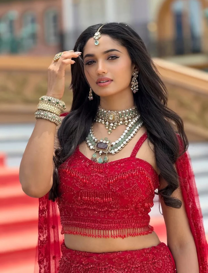 Reeshma Nanaiah has featured in a Jewellery Advertisement