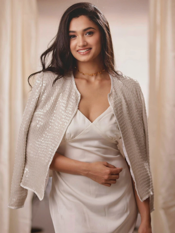 Reeshma Nanaiah is fluent in Kannada, Hindi & English languages