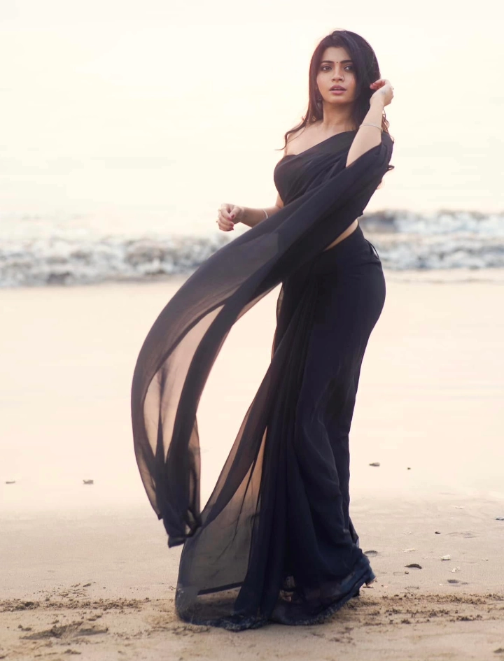 Ruchira Jadhav Height