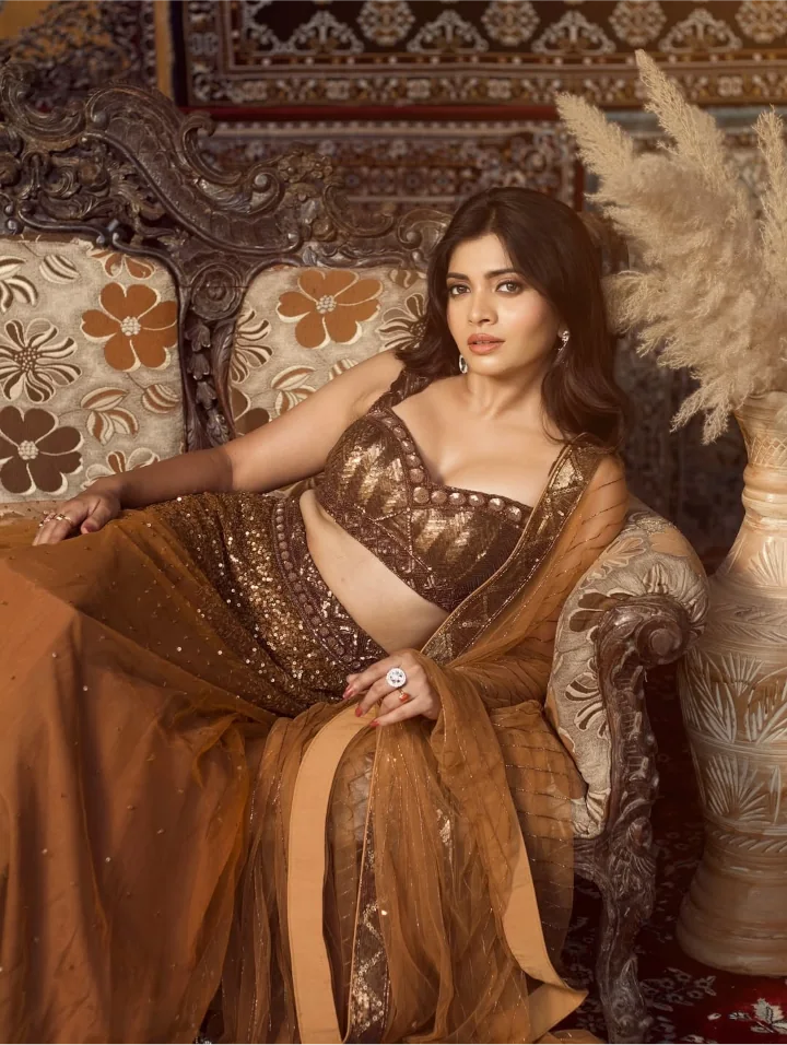 Ruchira Jadhav Looking Stunningly Gorgeous