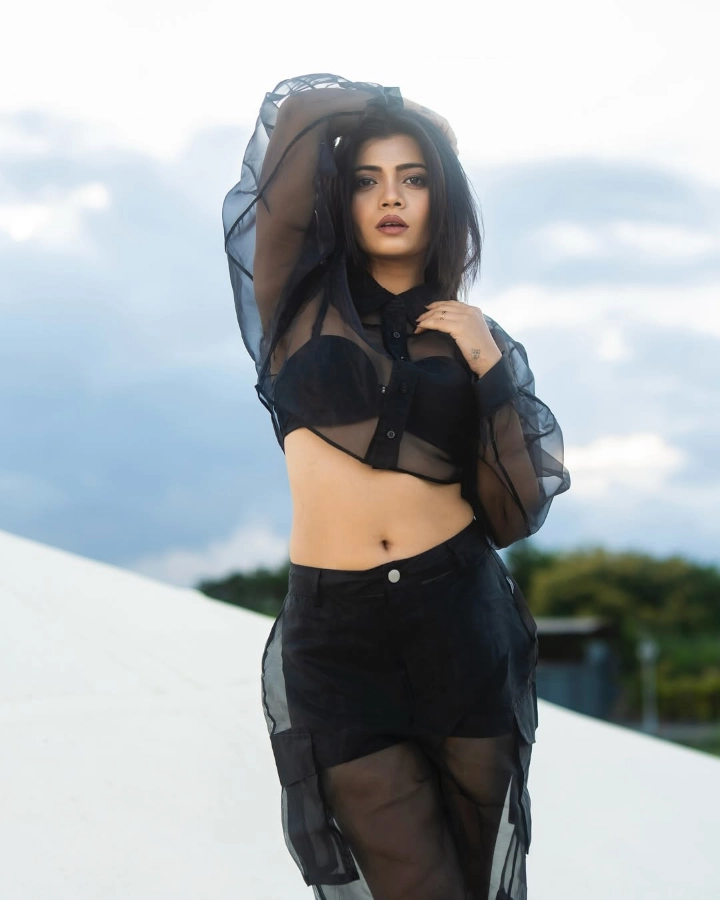 Ruchira Jadhav is also a Beautiful Indian Social Media Influencer