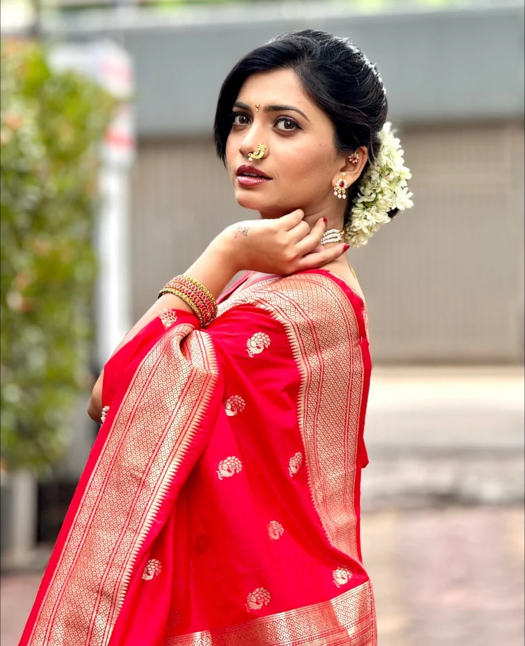 Ruchira Jadhav is not married yet