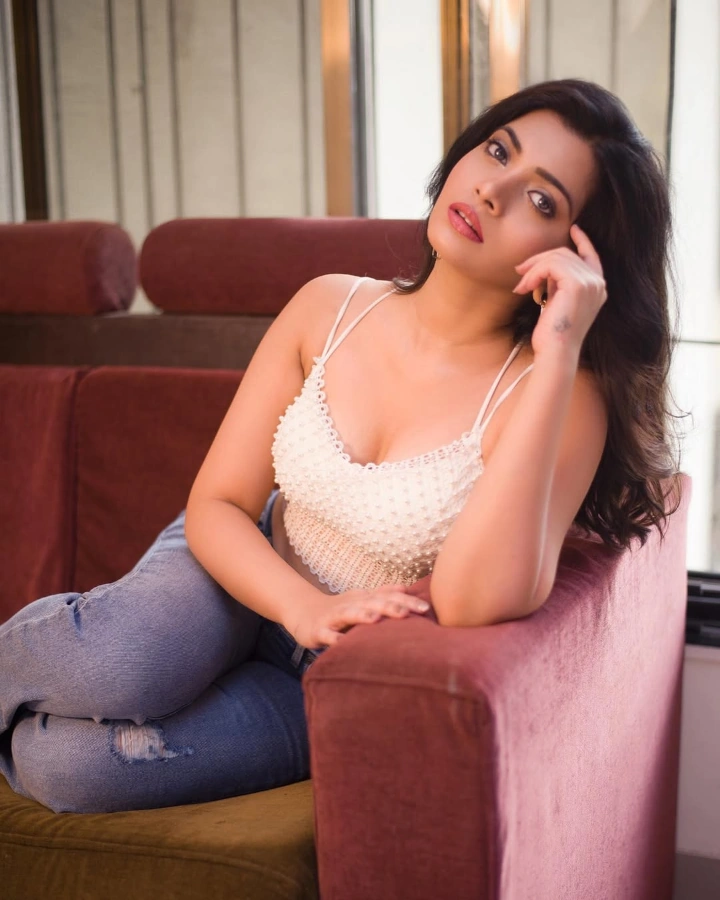 Ruchira Jadhav's Absolute Cute Image