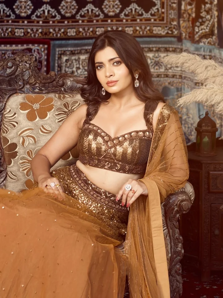 Ruchira Jadhav's Latest Beautiful Backless Image