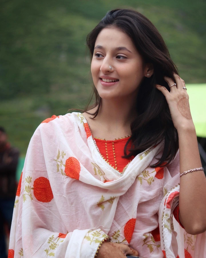 Samridhi Puri's Favourite Destination is Goa, Kashmir, Shimla, London, Paris, New York