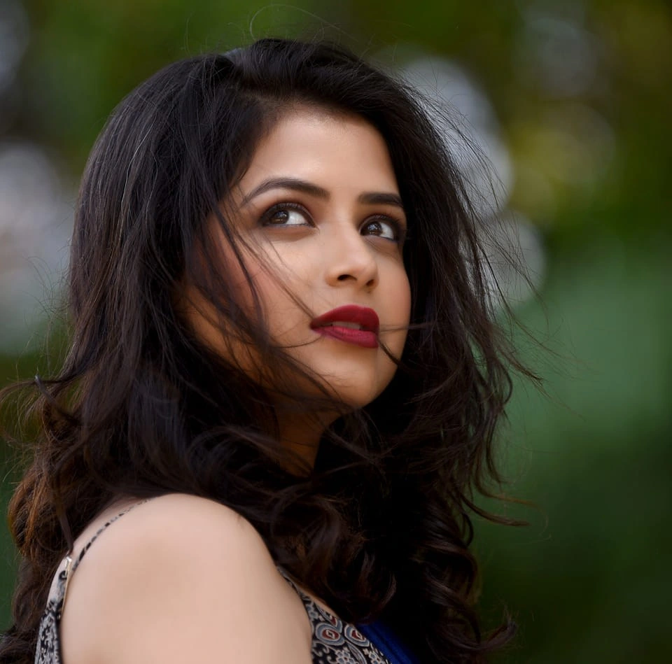 Tanvi Mundle Facebook