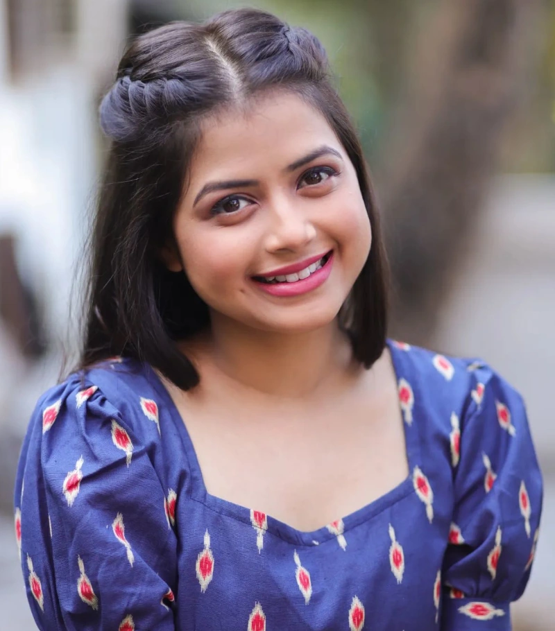 Tanvi Mundle Filmography