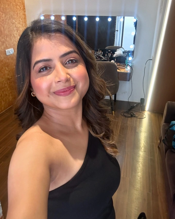 Tanvi Mundle is an Indian Film & Television Actress