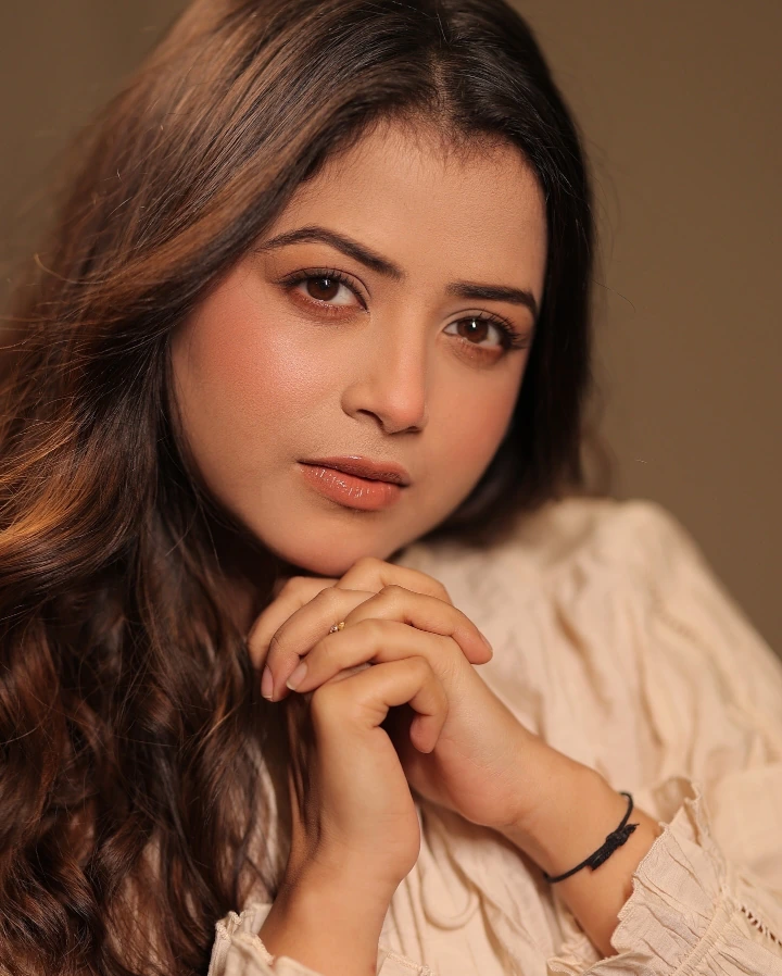 Tanvi Mundle's Beautiful Eyes