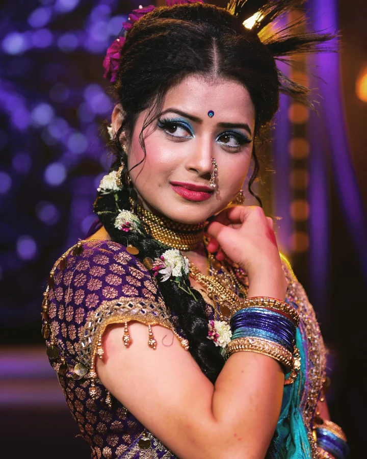 Tanvi Mundle's Cute Pose for Image