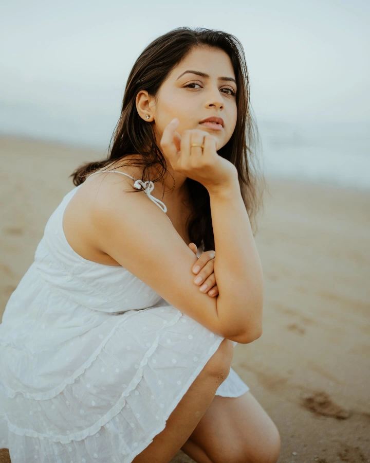 Tanvi Mundle's Gorgeous Thighs