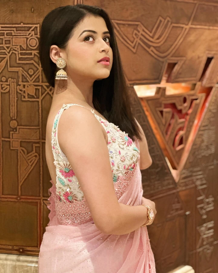 Tanvi Mundle's Skin tone is Extremely Fair